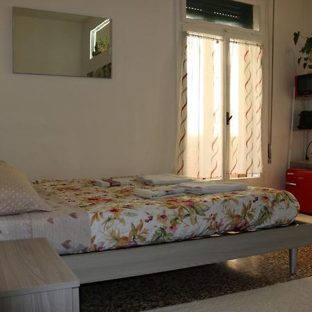 Venezia Lovely Rooms Lido di Venezia Eksteriør bilde