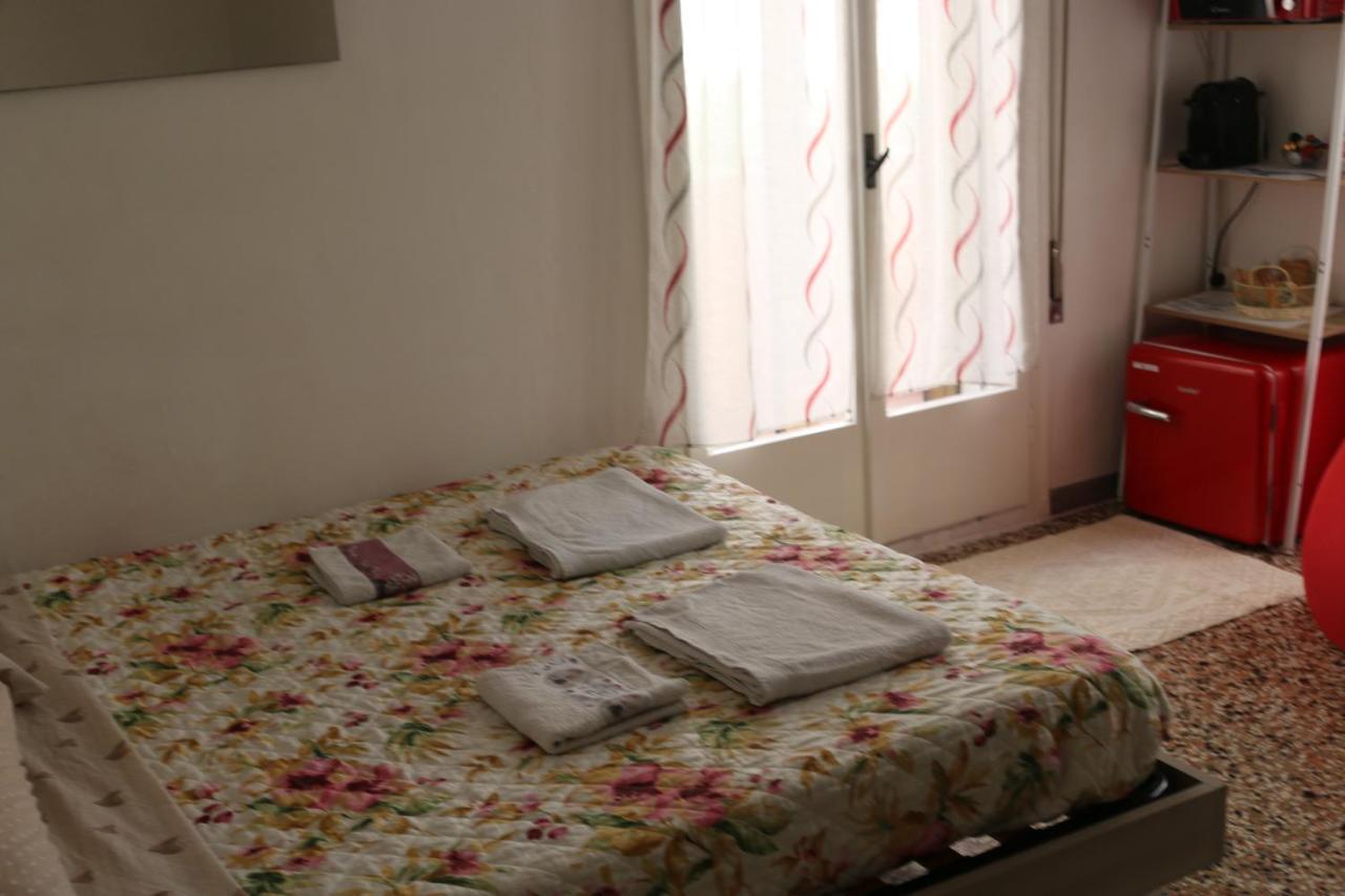 Venezia Lovely Rooms Lido di Venezia Eksteriør bilde